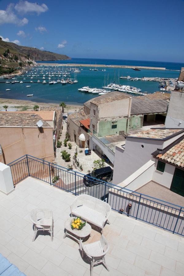 דירות קאסטלמארה דל גולפו La Terrazza Sul Porto מראה חיצוני תמונה